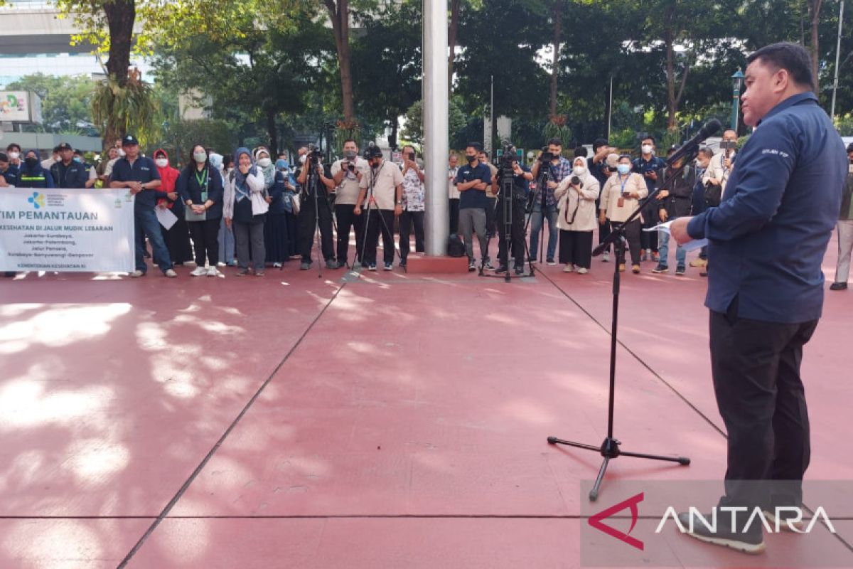 Kemenkes imbau dinkes sediakan ambulans motor untuk respon keadaan darurat di jalur mudik