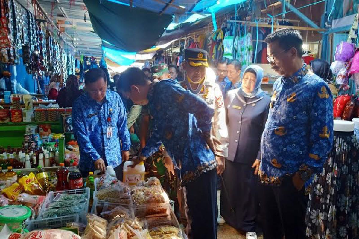 Pemkab Barut  jamin persediaan sembako di Muara Teweh jelang Lebaran