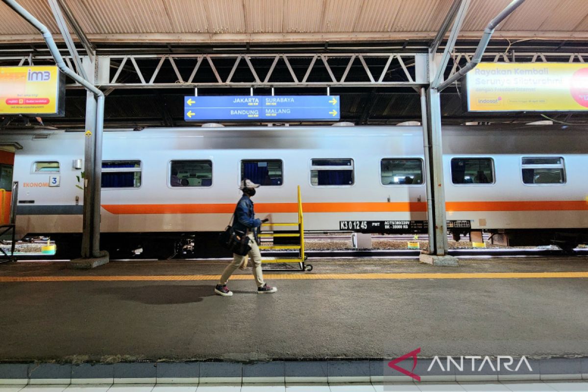 KAI : 93.731 penumpang sudah tiba di berbagai stasiun di Daop Semarang