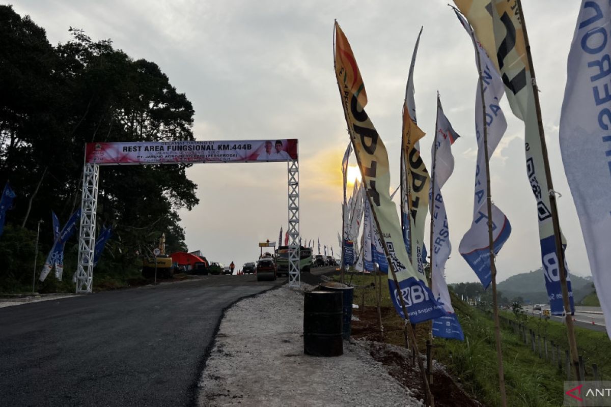 Pemprov Jateng buka  rest area fungsional jalur tol Semarang-Solo