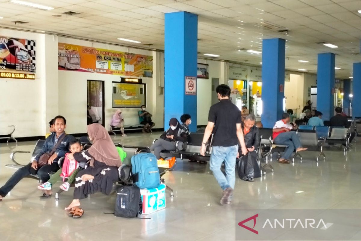 Terminal Tirtonadi fasilitasi pemudik periksa kesehatan