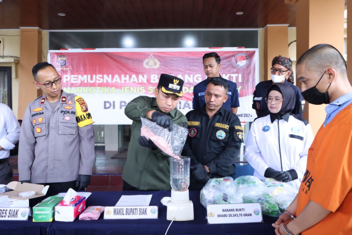 20 kg sabu dan 1.813 pil ekstasi di Siak dimusnahkan