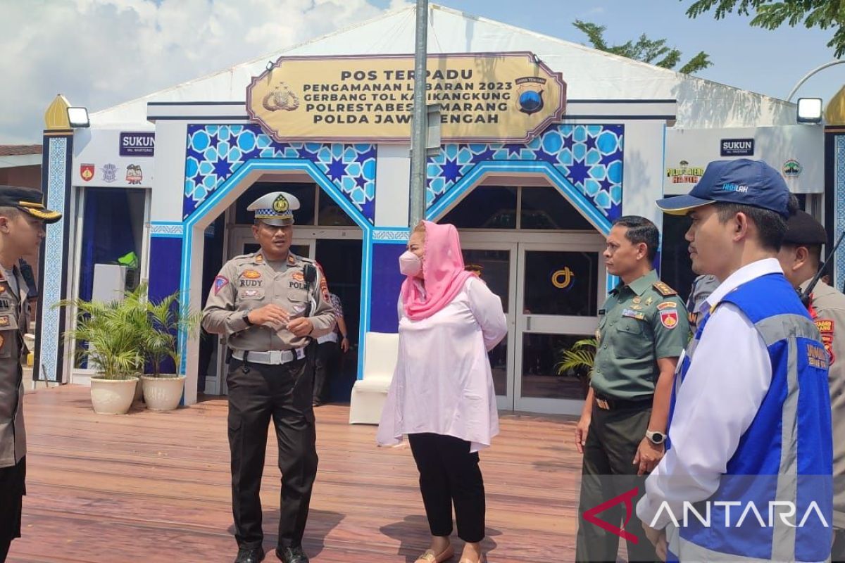 Wali Kota  Semarang perkirakan puncak trafik tol lampaui tahun lalu