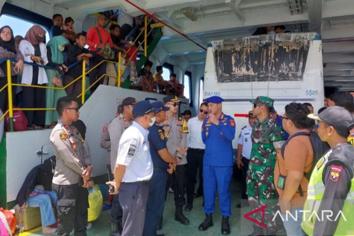 Dir Polairud Polda Sultra pantau arus mudik di Pelabuhan Torobulu