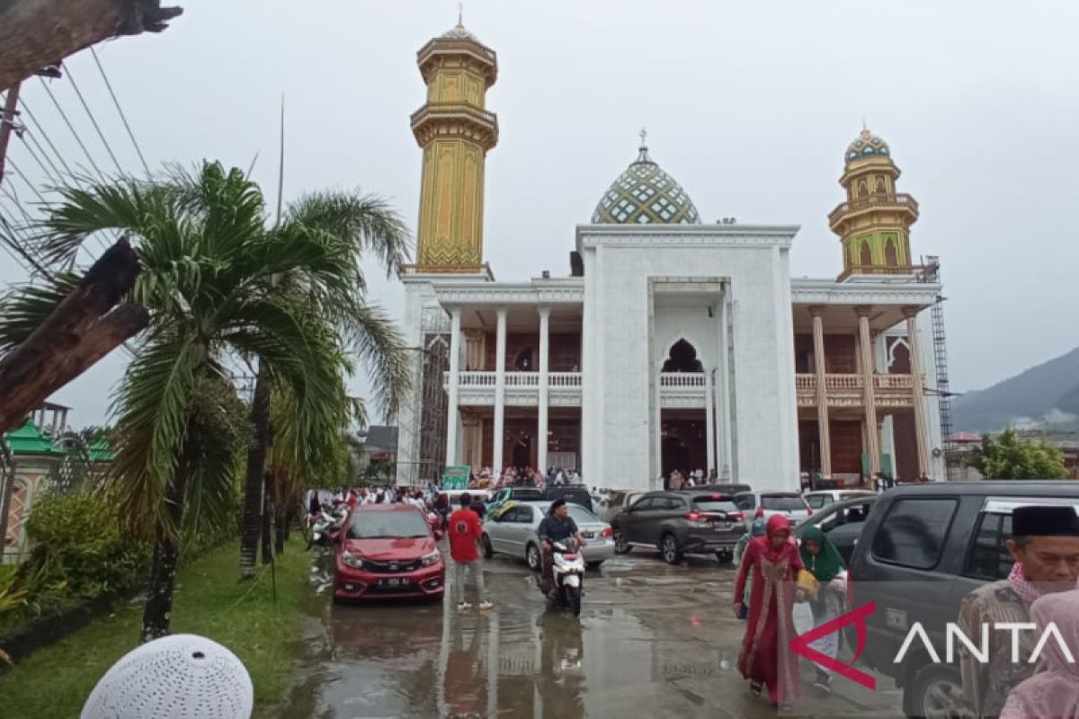 Umat Muslim Jayapura gelar shalat Ied 1444 H di Masjid Agung Al Aqsha