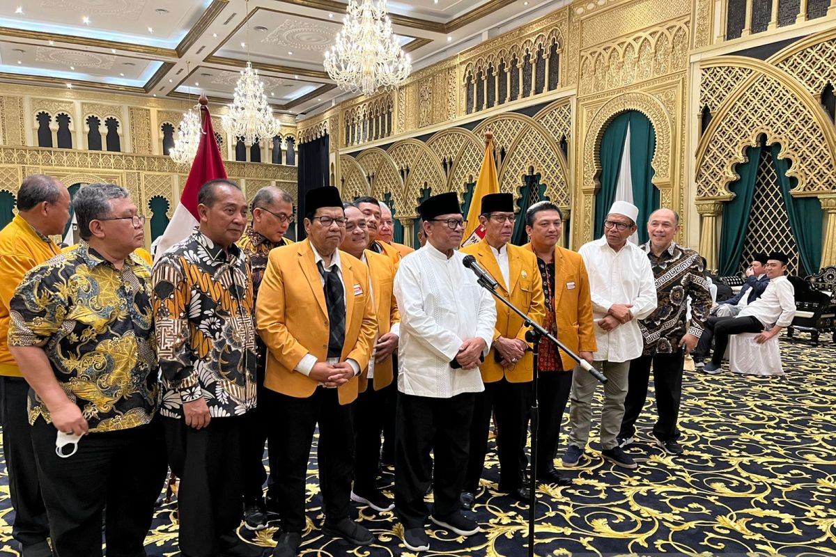 Ketum Hanura dukung Ganjar Pranowo sebagai Capres