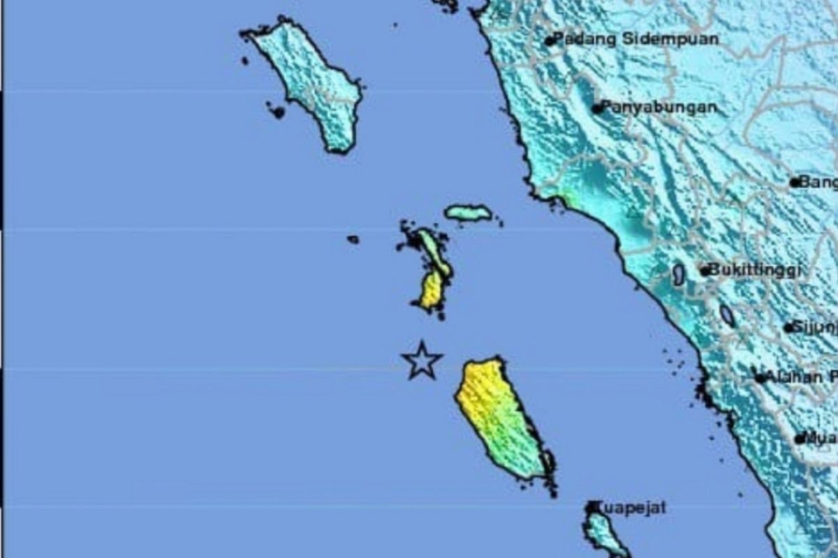 Warga Padang jauhi laut usai gempa Mentawai-Siberut