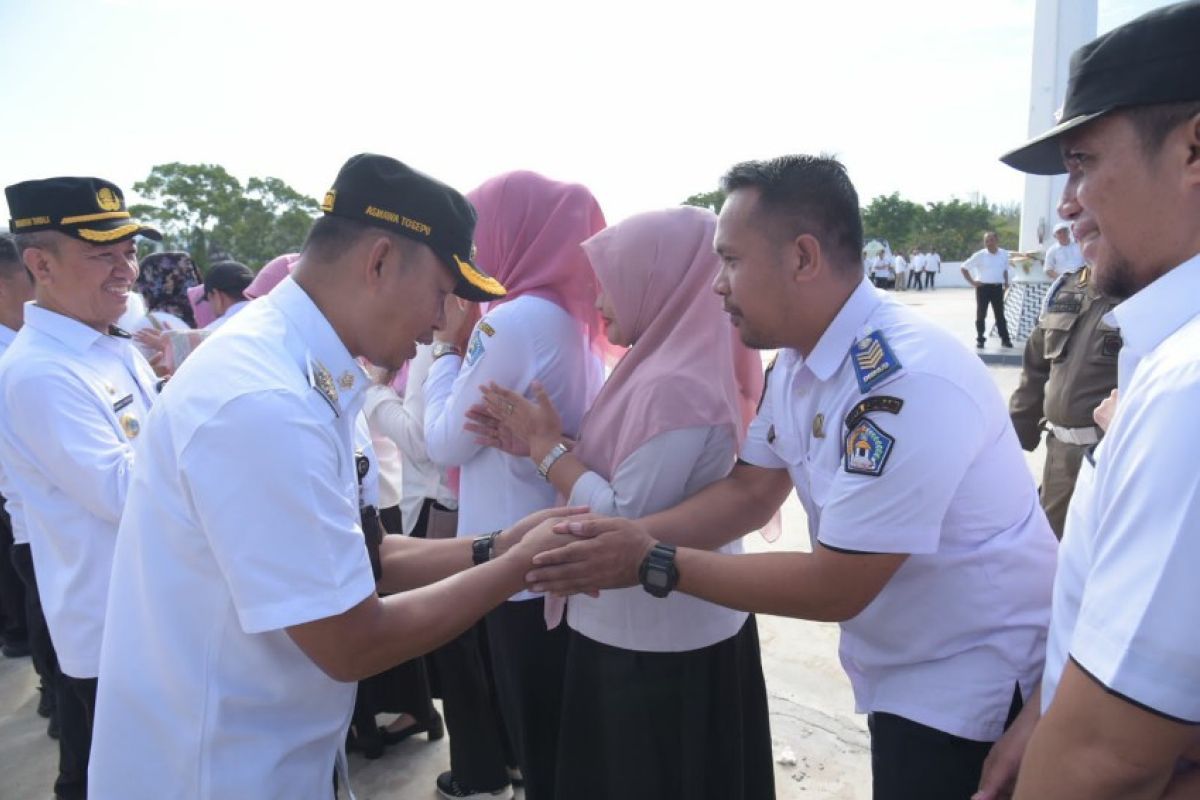 Pj Wali Kota Kendari tekankan ASN tak pungli saat layani masyarakat