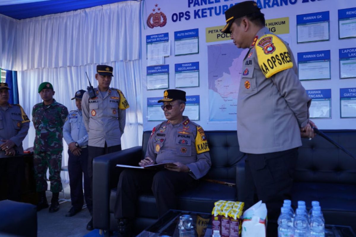 Kapolda Sulbar pantau pengamanan arus balik di pos perbatasan Sulsel