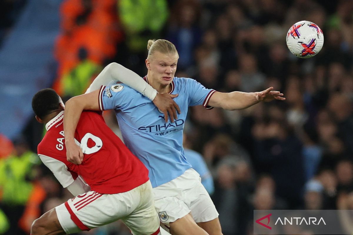 Pertandingan besar di Inggris Manchester City vs Arsenal berakhir imbang