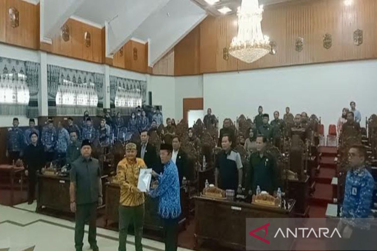 Pansus LKPJ DPRD Kapuas berikan rekomendasi hasil kerja ke pemkab