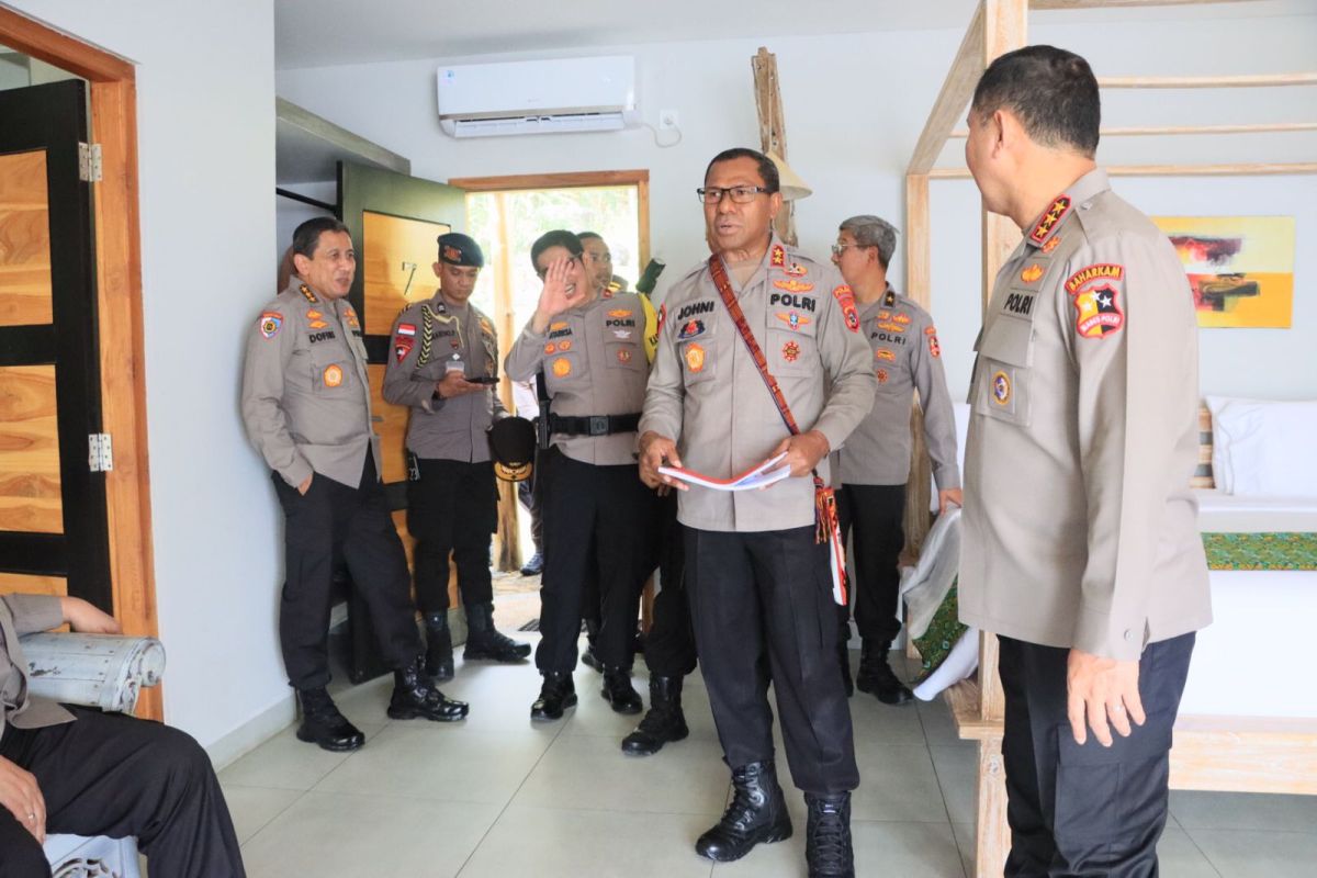 Kapolda NTT imbau warga Labuan Bajo patuhi kebijakan pada KTT ASEAN