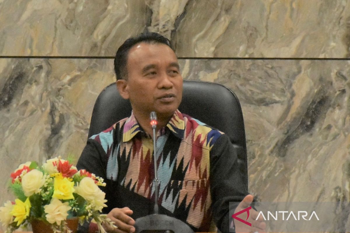 Kominfotik menggandeng KI NTB targetkan 100 persen OPD informatif di 2023