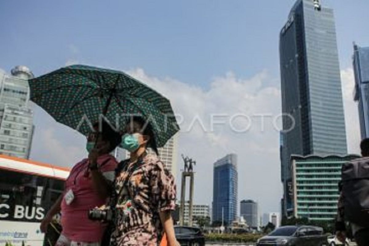 BMKG imbau masyarakat untuk menampung air hujan sebelum masuk musim kemarau