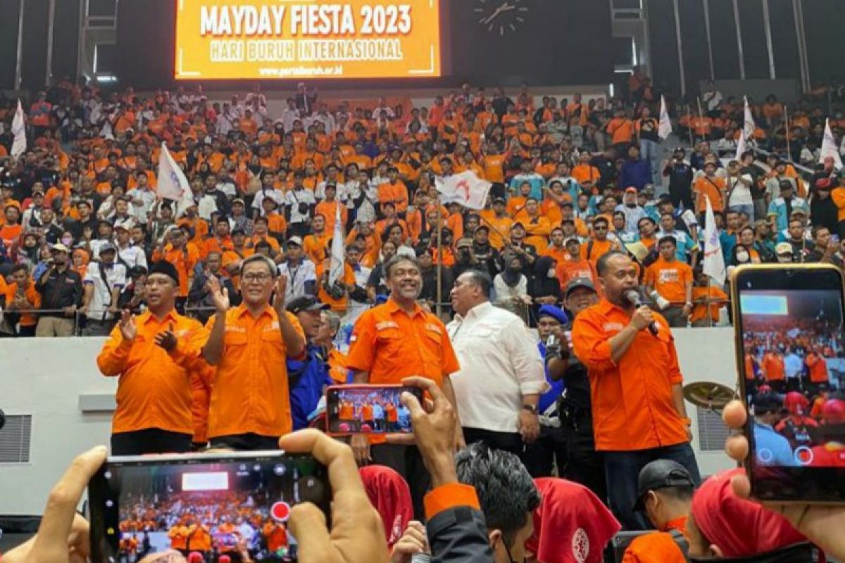 Ganjar dan Anies tidak menghadiri "May Day Fiesta 2023" di Istora Senayan Jakarta