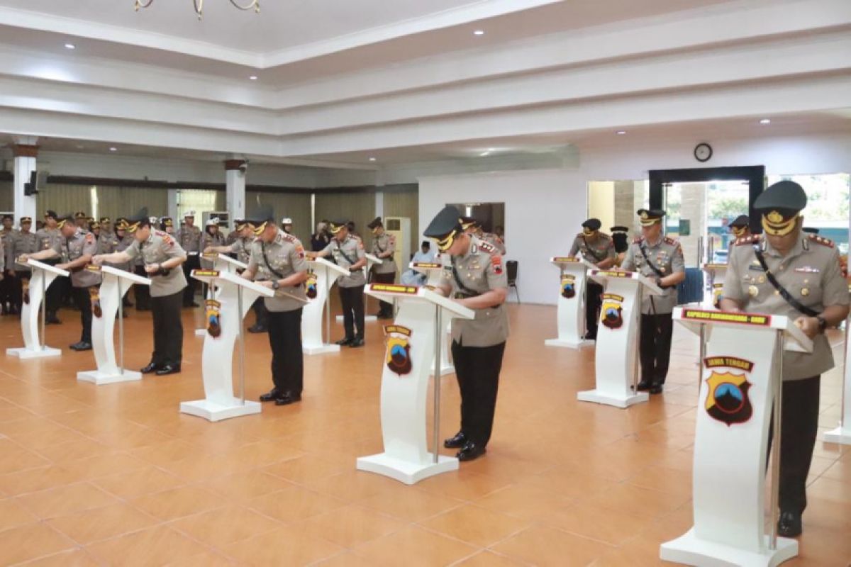 Sepuluh kapolres di Jateng diganti jelang tahun Pemilu