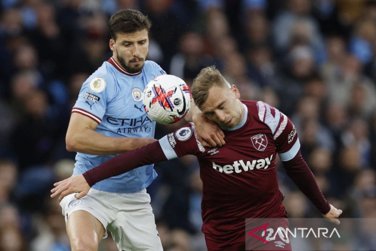 West Ham optimistis mampu hentikan Manchester City