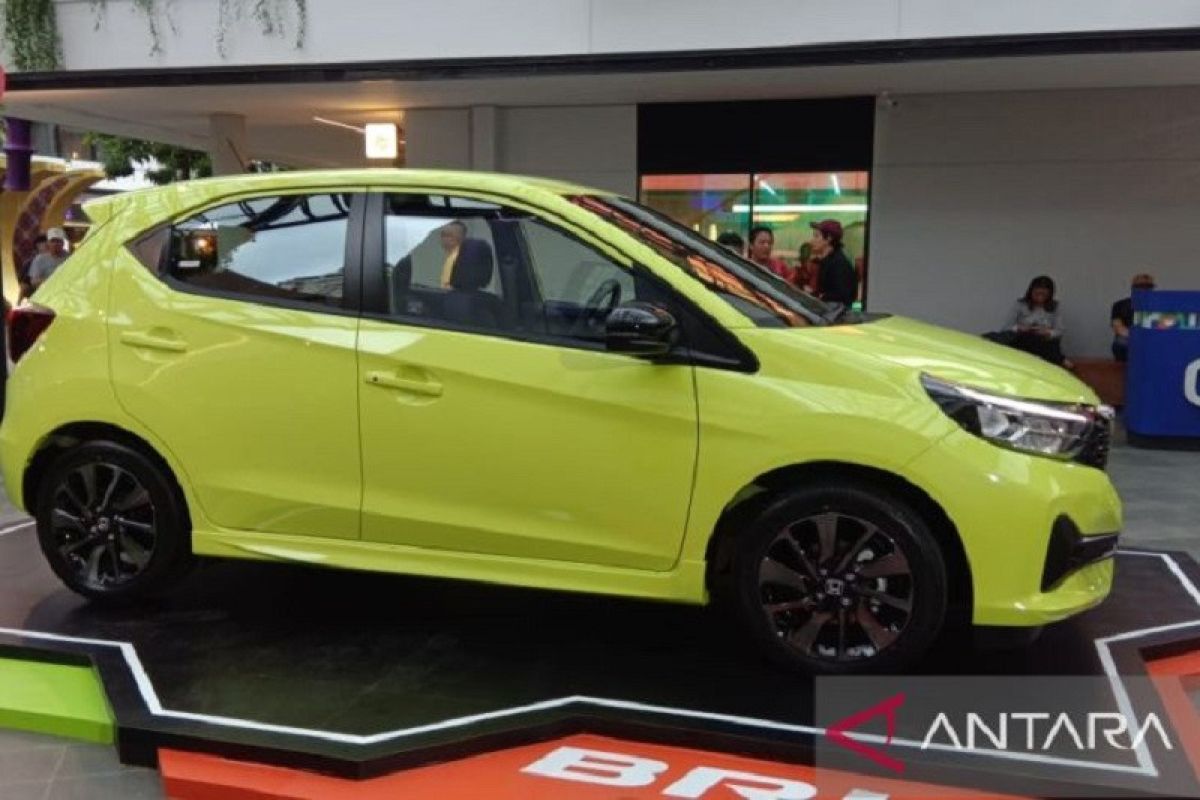 Harga generasi terbaru mobil New Honda Brio naik mulai dari Rp1,5 juta