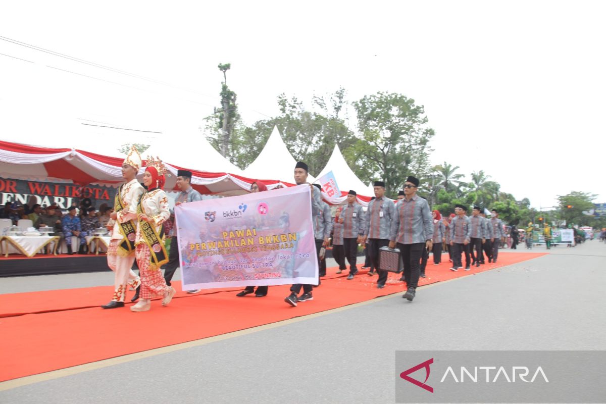 Ikuti Pawai HUT ke-59 Sultra, BKKBN Kampanyekan Upaya pencegahan Stunting