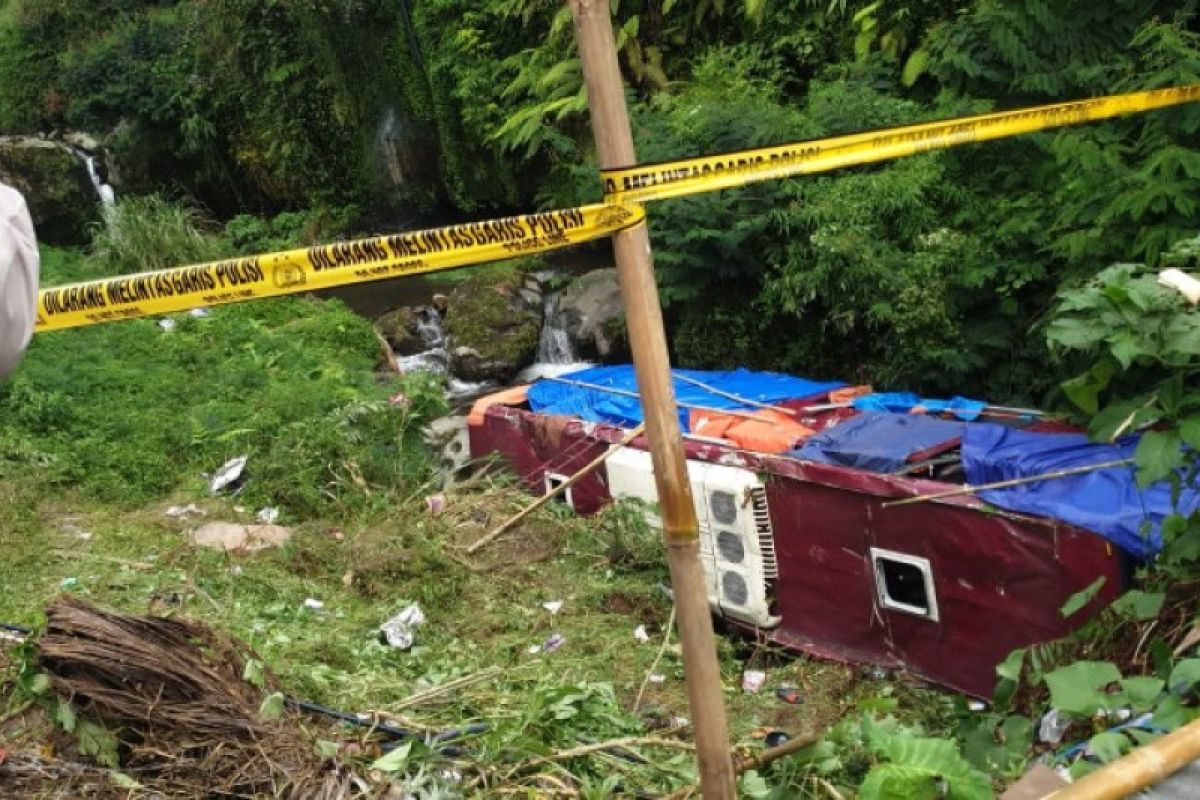 Polisi belum tetapkan tersangka kasus kecelakaan di Guci