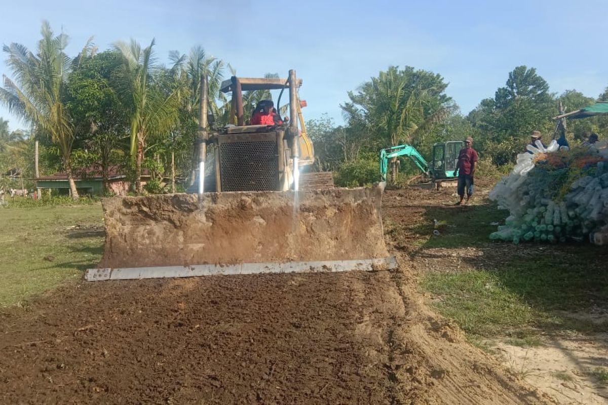 Kodim Tarakan mengerahkan alat berat untuk pelaksanaan TMMD ke 116