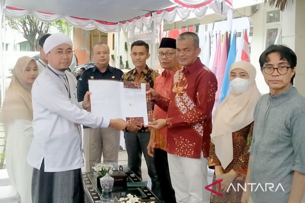 KPU NTB menerima 14 bakal calon yang mendaftar DPD RI