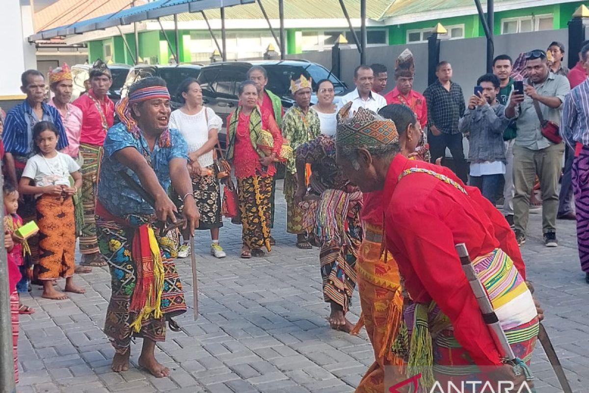 KPU NTT apresiasi atraksi budaya warnai pendaftaran bacaleg