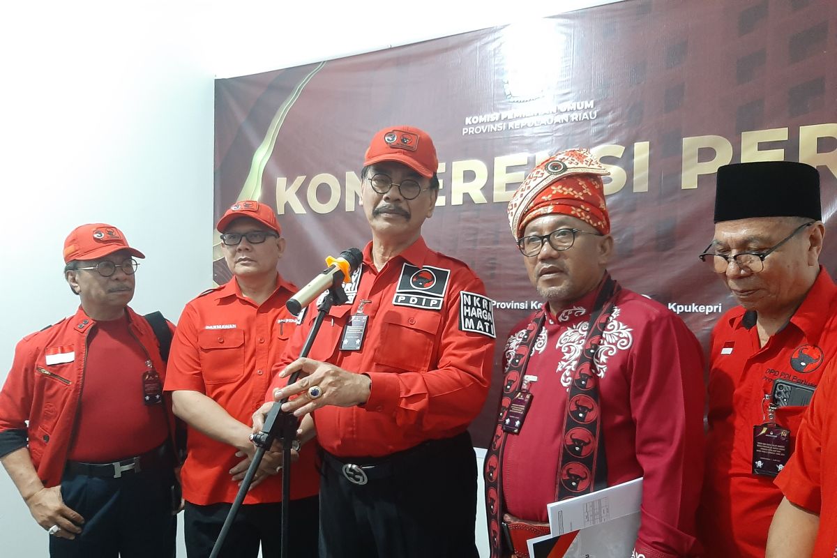 PDI Perjuangan Targetkan Sembilan Kursi DPRD Provinsi Kepri - ANTARA ...