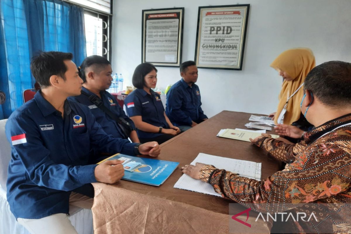 KPU Gunungkidul menerima logistik bilik suara 10.836 lembar