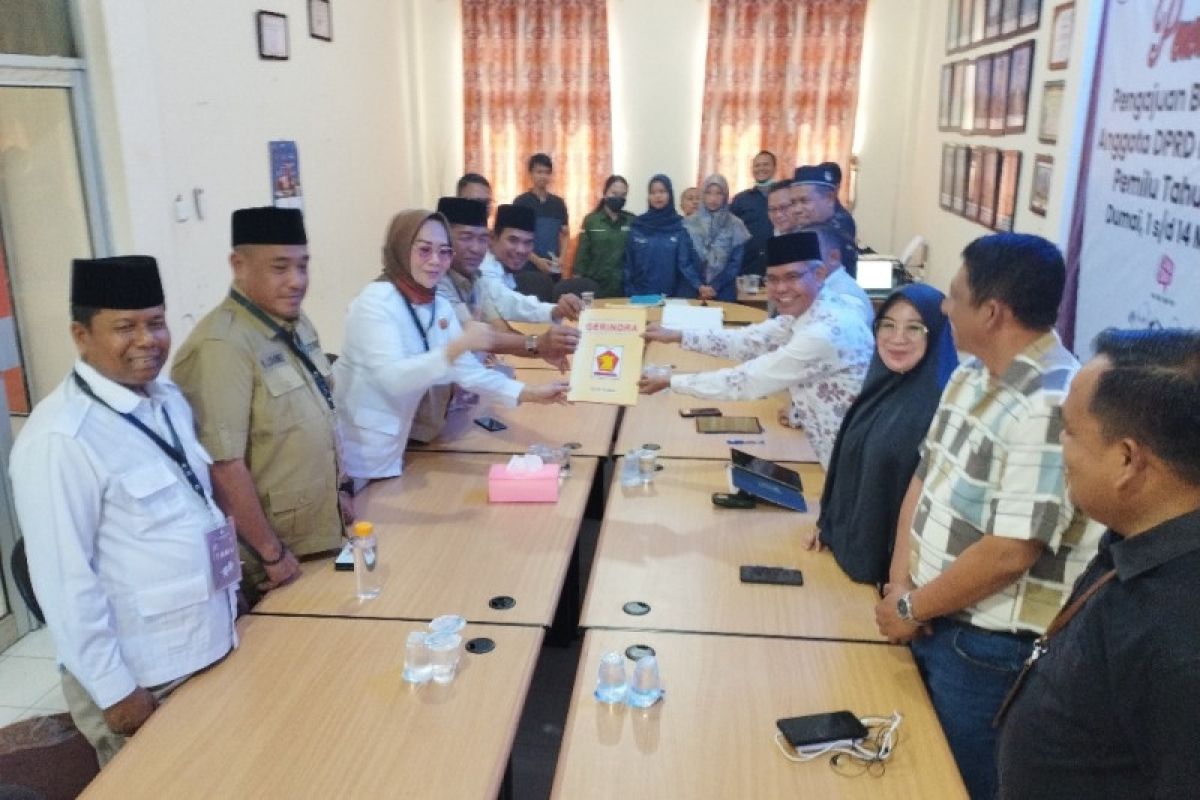 KPU Dumai nyatakan lengkap berkas pendaftaran 35 Bakal Caleg Partai Gerindra