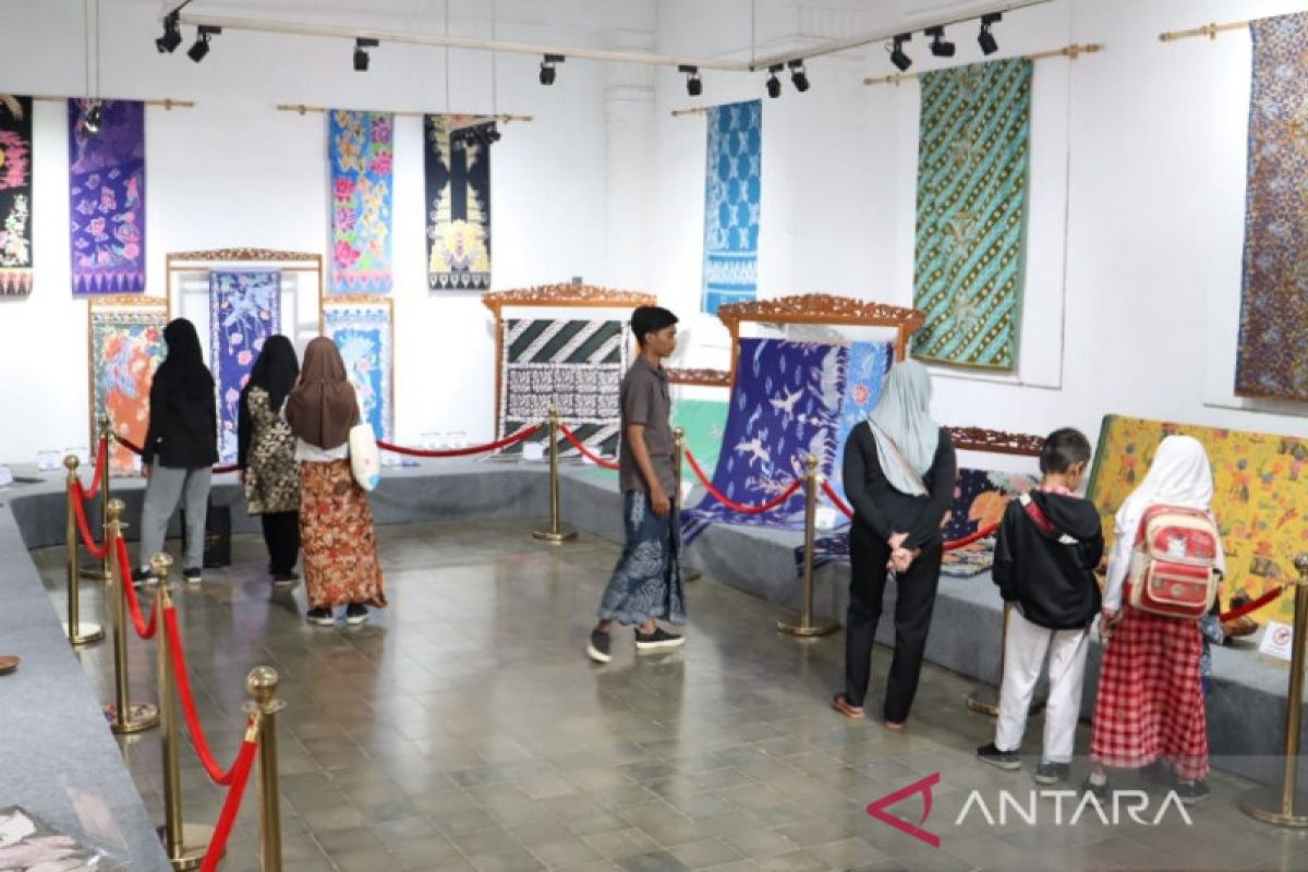 Pemkot Pekalongan gelar pameran batik temporer karya  komunitas