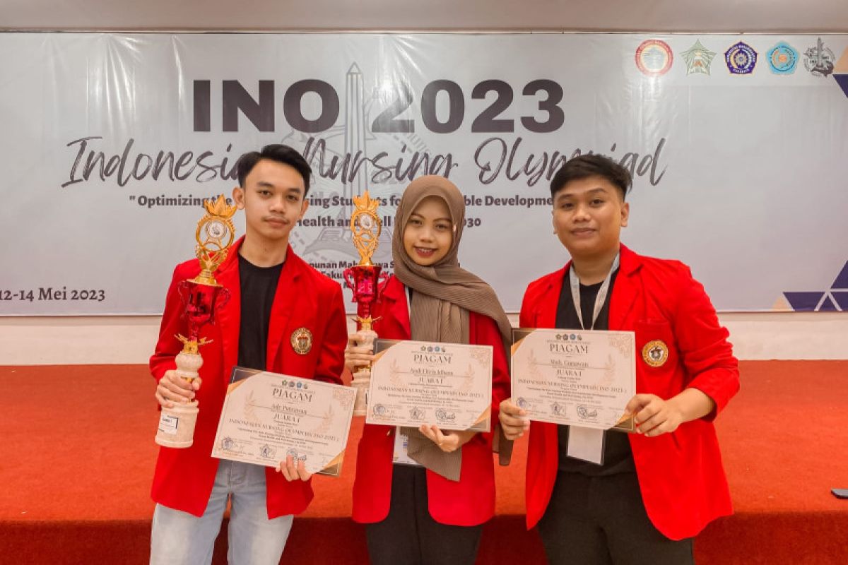 Mahasiswa Unhas juara satu lomba esai Indonesia Nursing Olympiad 2023