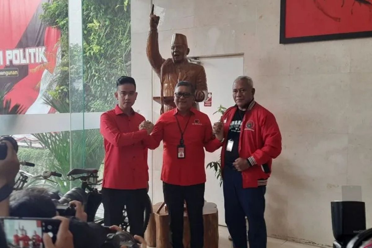 Gibran dipanggil Ketum PDIP terkait Prabowo, ini pesan Megawati