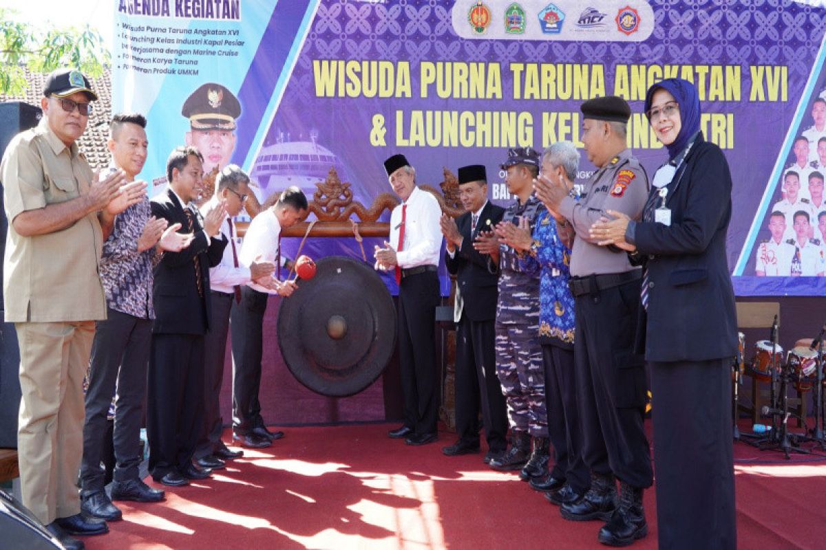 SMK Negeri Tanjungsari Gunungkidul membuka kelas industrial cepat kerja