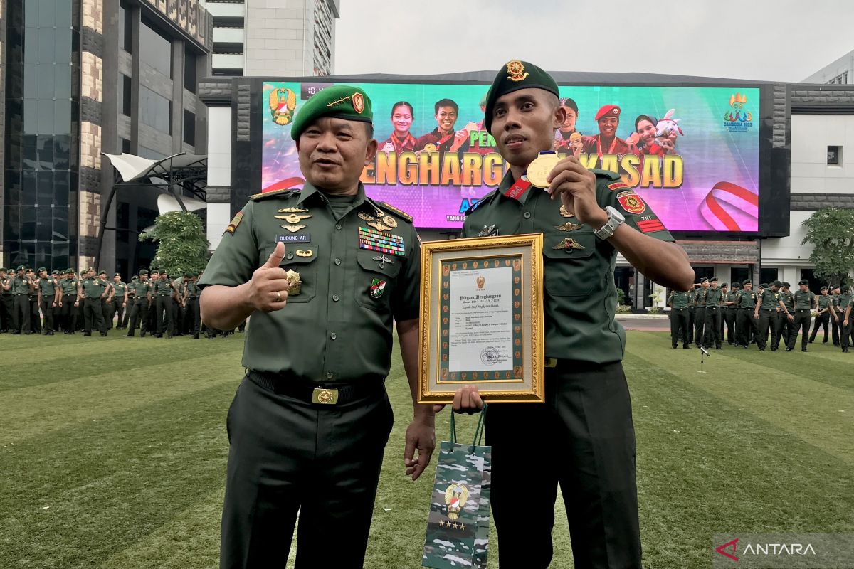 Kasad Jenderal Dudung beri uang, motor, dan cuti 2 minggu untuk prajurit di SEA Games