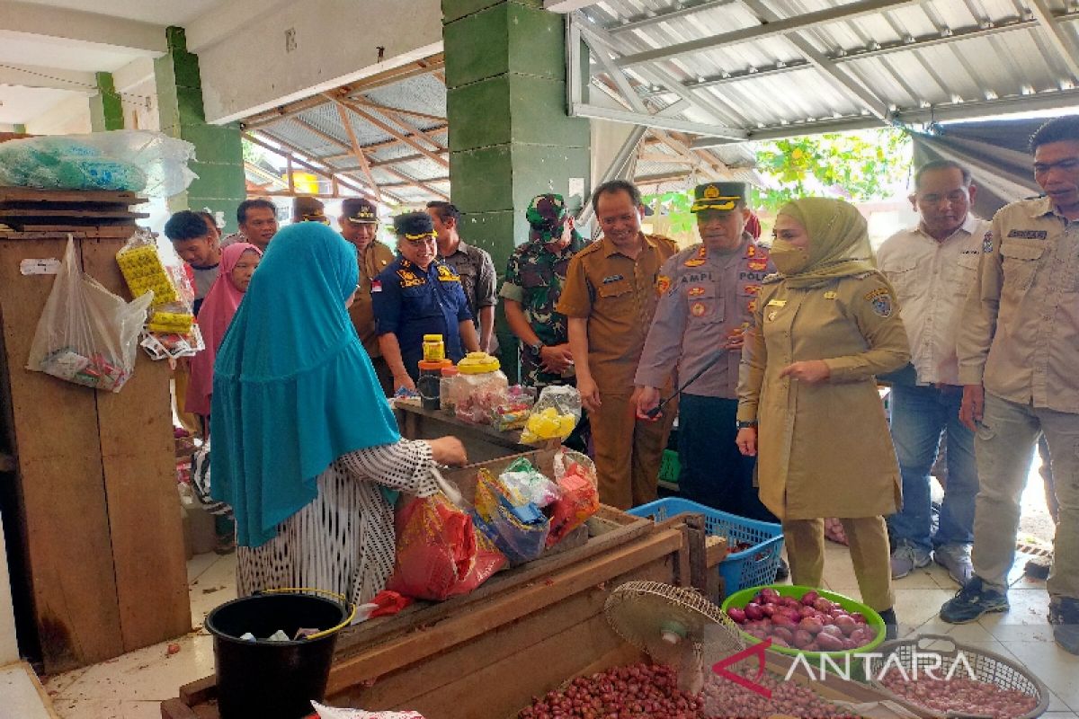 Diskoperindag jaga pasokan sembako di Seruyan