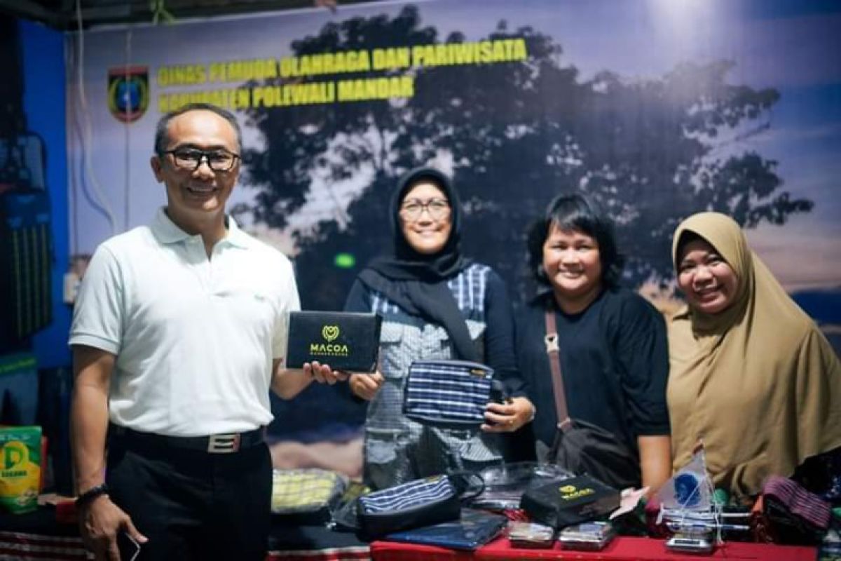 Festival Gema Sulbar untuk pembinaan industri ekonomi kreatif