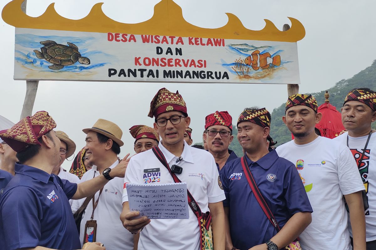 Sandiaga resmikan Desa Kelawi Lampung jadi desa wisata terbaik