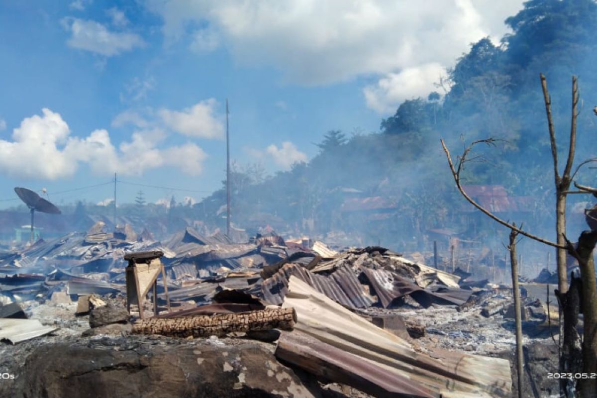 Kebakaran di Sumbawa ludeskan 24 rumah warga