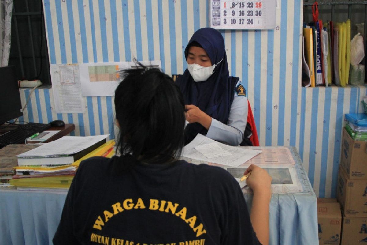 Tujuh napi perempuan Pondok Bambu pindah ke Lapas Semarang