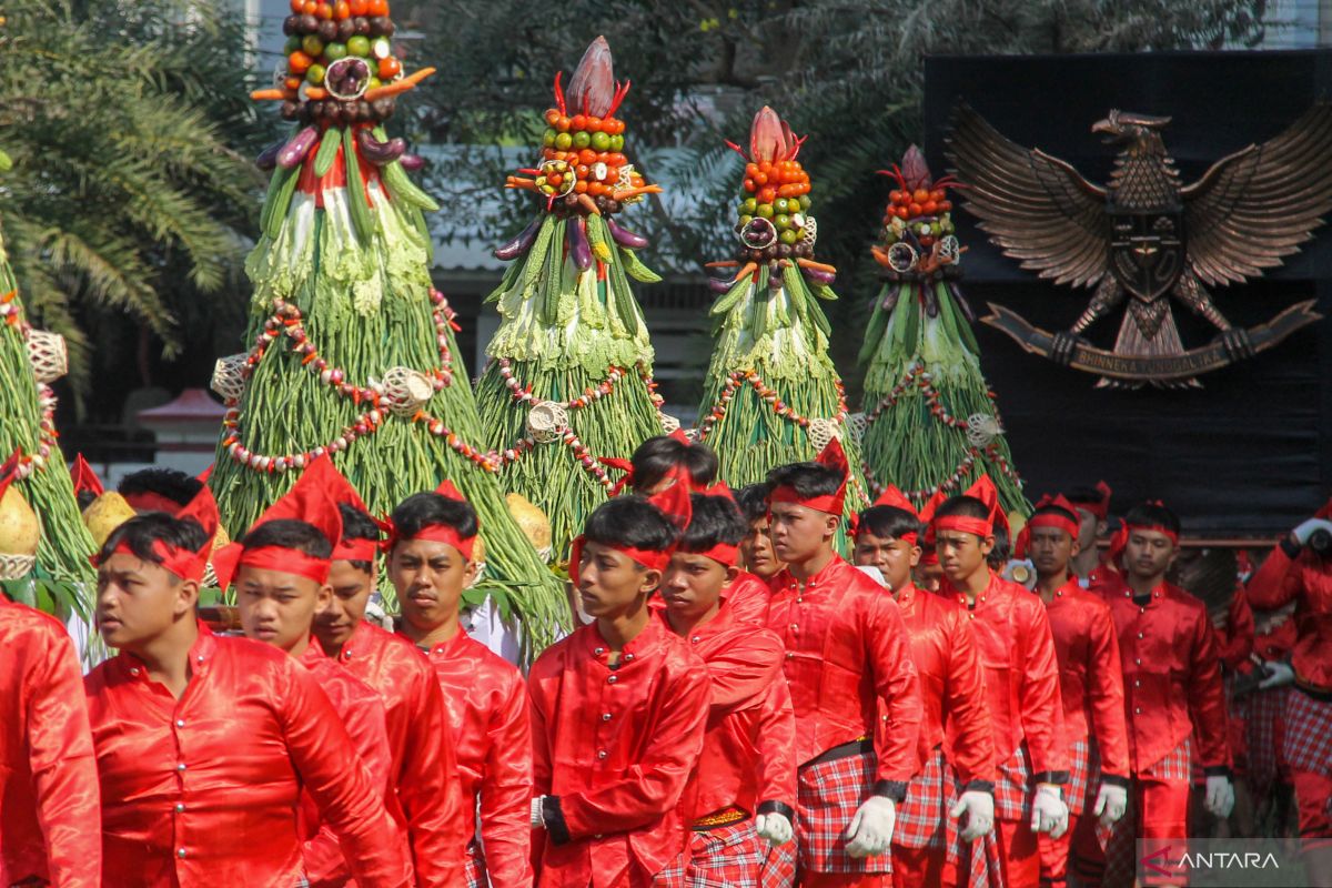 Tokoh adat Demutru ajak pemuda Papua rawat nilai kebangsaan