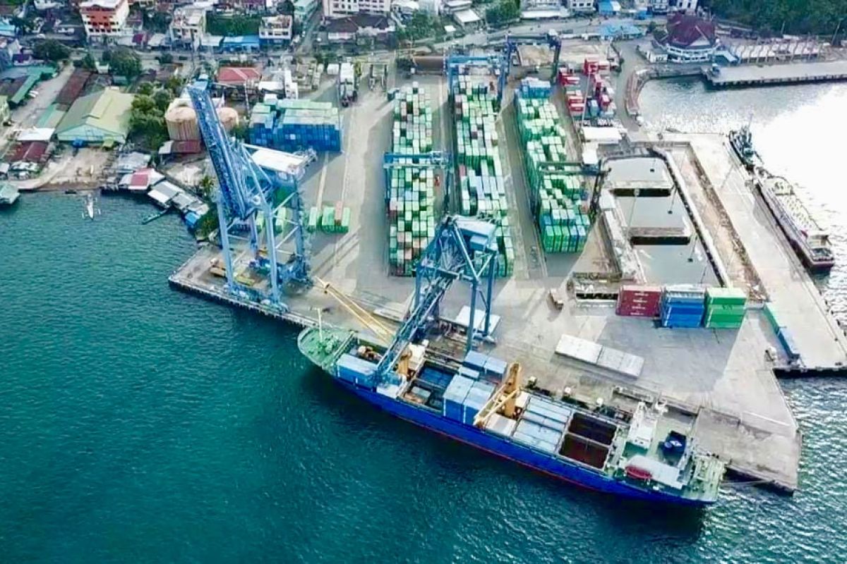 Pemkot Jayapura mendukung operasional pelabuhan Terminal Petikemas 24 jam