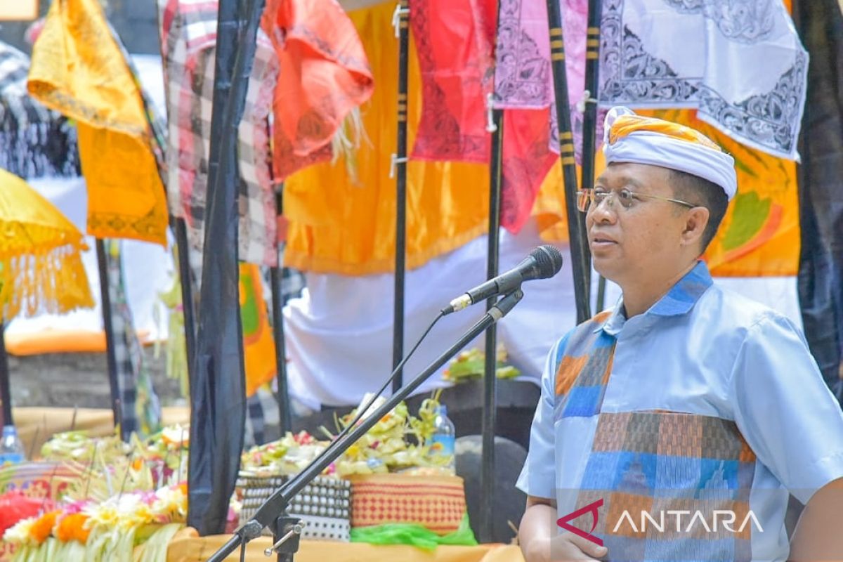 Gubernur NTB hadir pada Pujawali Pura Manik Sari di Batu Beleqa Lombok Utara