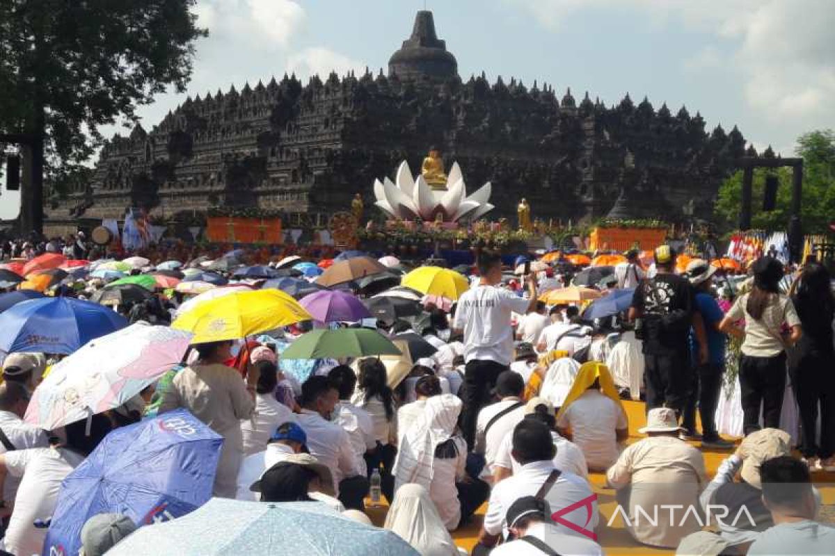 Zona I Borobudur ditutup sehari untuk ritual keagamaan