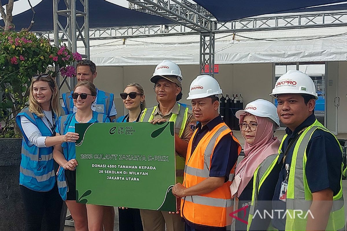 Formula E sumbangkan 4.500 pohon untuk TK hingga SMA di Jakarta