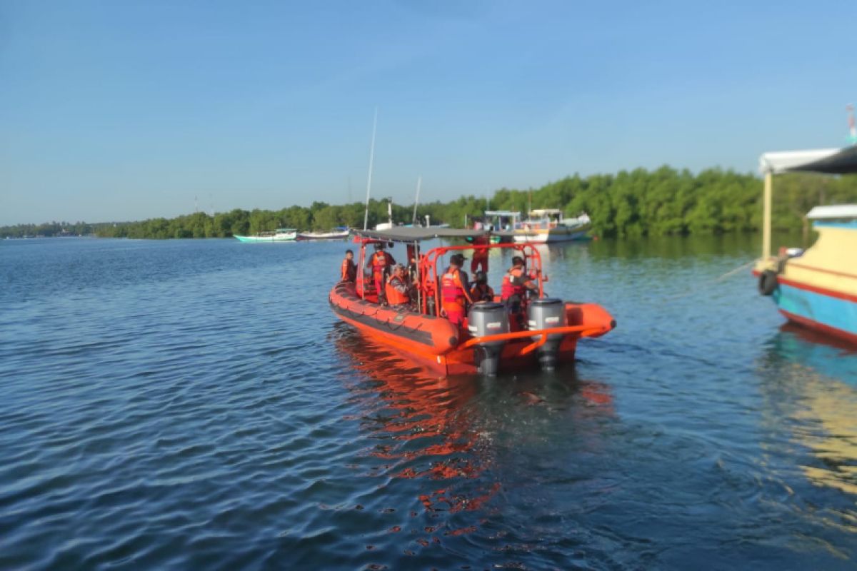 Tim SAR cari satu korban tenggelam di Pantai Menangis NTB