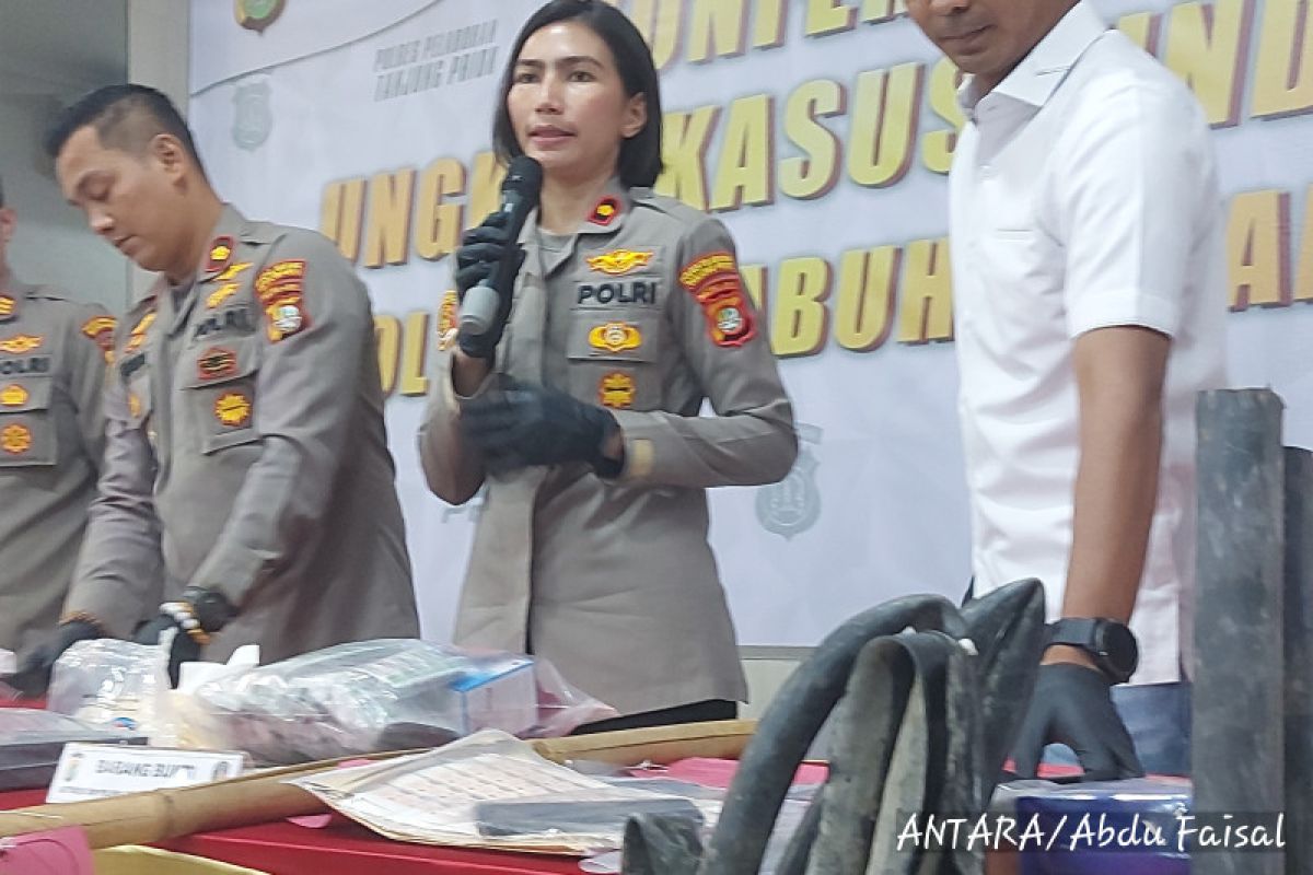 Ditangkap pengedar ribuan meterai Rp10 ribu palsu secara daring