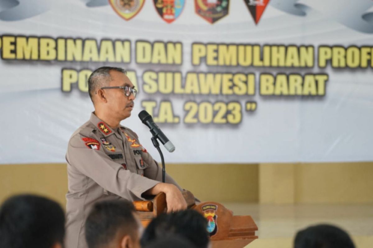 Polda Sulbar lakukan pembinaan pemulihan profesi terhadap 70 personel polisi