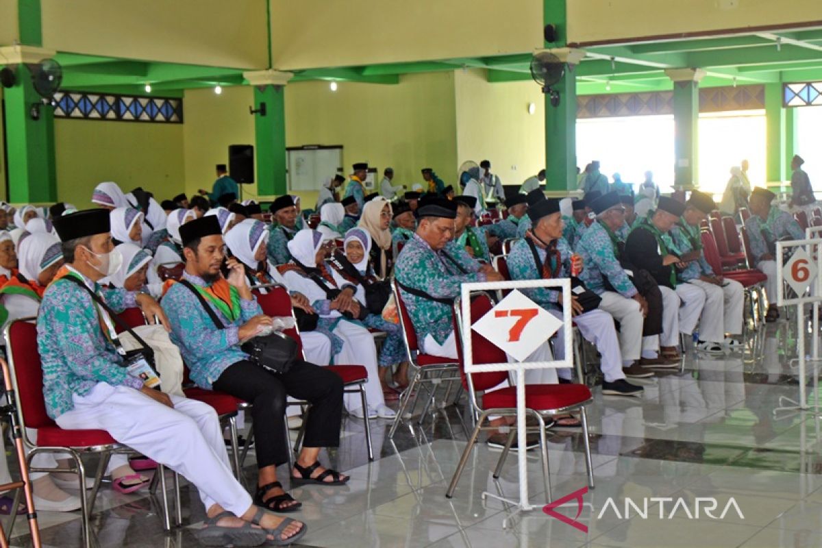 837 calon haji asal Boyolali berangkat ke Tanah Suci