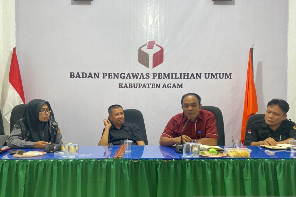 Bawaslu Agam temukan 1.033 pemilih bermasalah dalam DPSHP